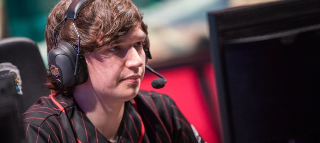 100 Thieves drops Stunt 100 Thieves drops Stunt
